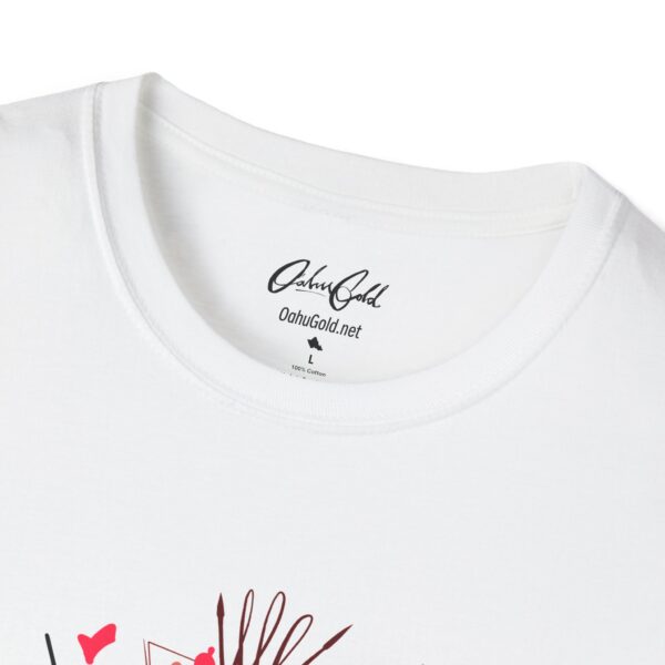 Queen stamp Tshirt - Image 9